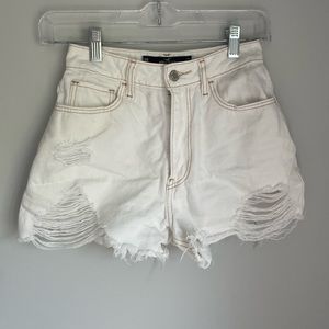 White Hollister Ultra High Rise Vintage Relaxed Mom Jean / Denim Shorts